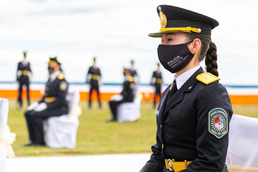 Ingresan Mas De 100 Mujeres Aspirantes A Agentes De Policia De La Provincia Paralelo 54