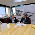 Hacia políticas públicas con identidad Indígena: firman convenio para garantizar derechos en Tierra del Fuego
